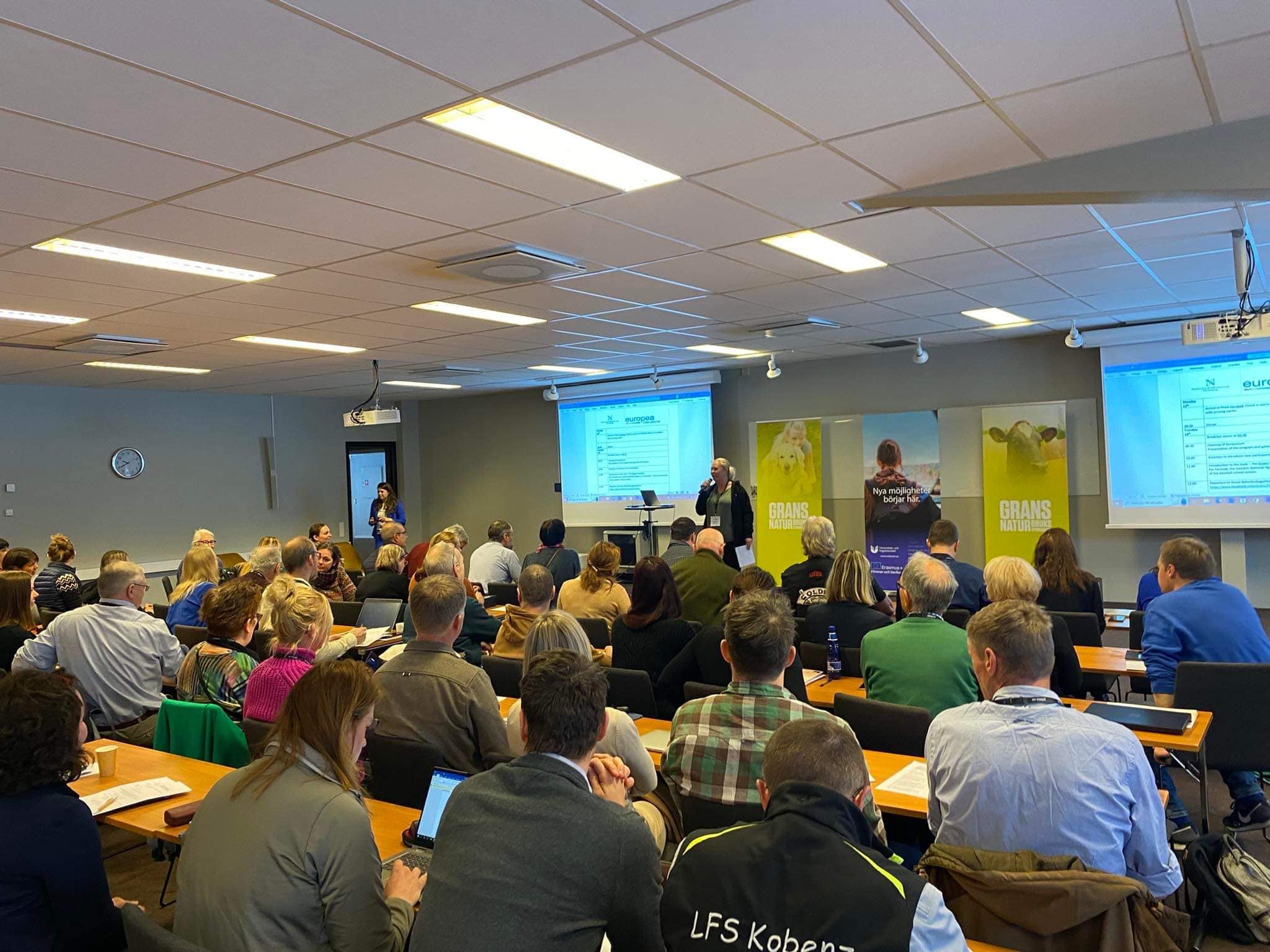 Start van het Europea International halfjaarlijkse seminar in Zweden, maart 2023