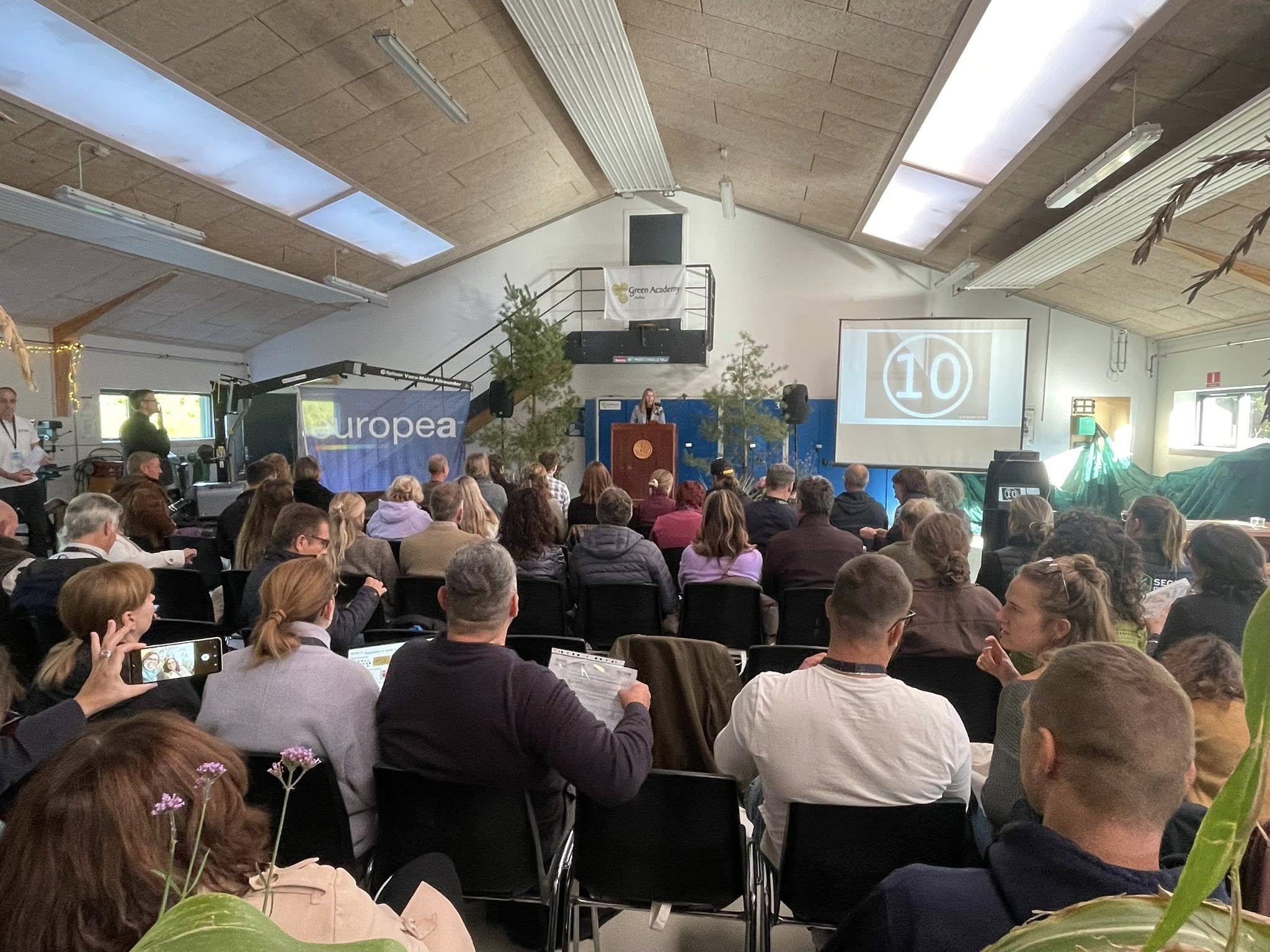 Opening met keynote speeches tijdens de eerste dag van de Europea International cursus en seminar 'Cultivating Change: Education for Climate-Smart Agriculture' in Denemarken, september 2025a